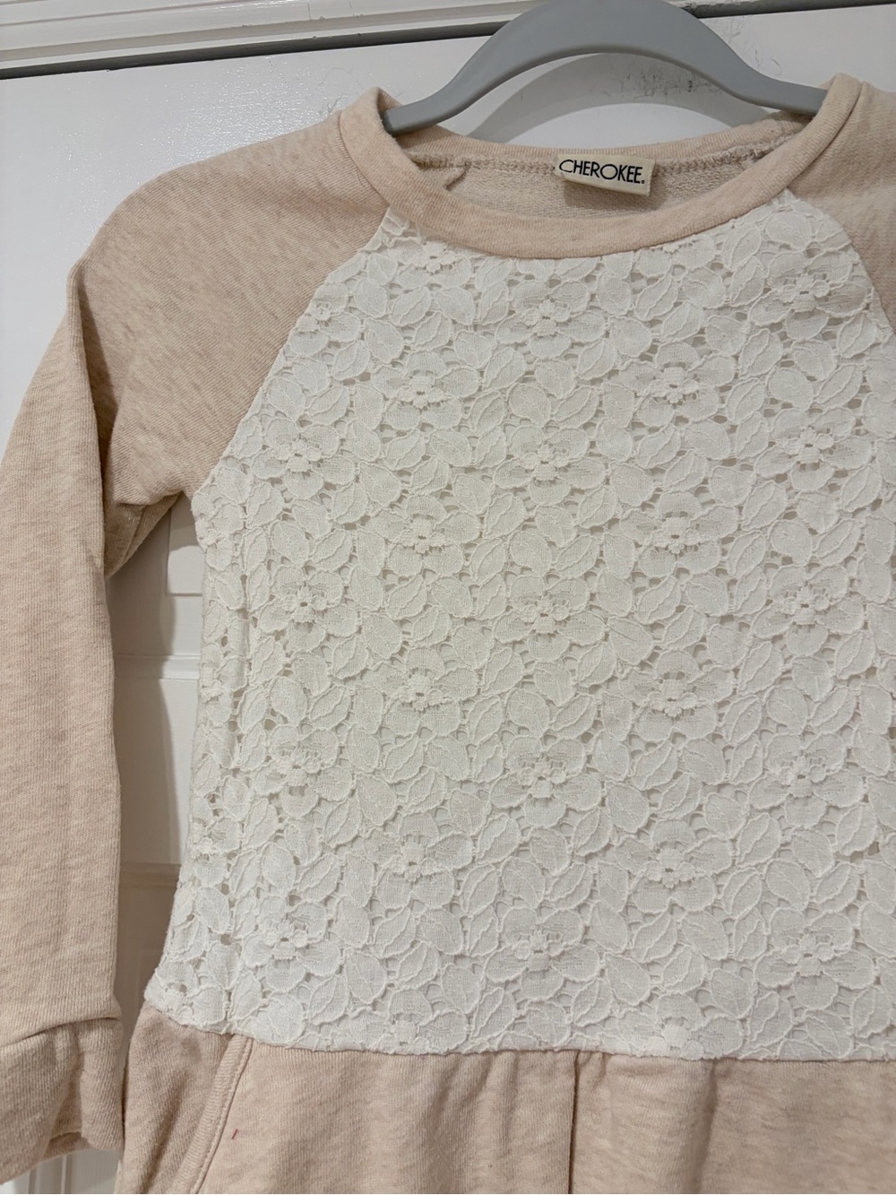 Cherokee Cream Lace-Front Raglan Dress - Picture 3 of 6